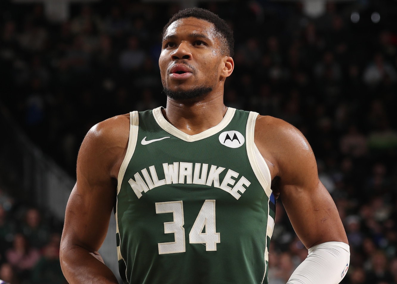 里弗斯：字母哥热爱密尔沃基，他所说的每句话都围绕着球队