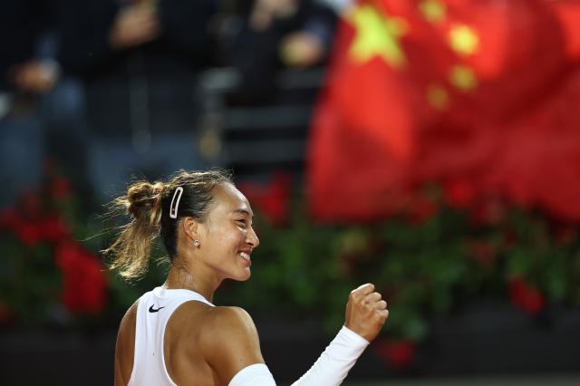 开云注册入口-张奔斗：郑钦文翻过大山翻小山