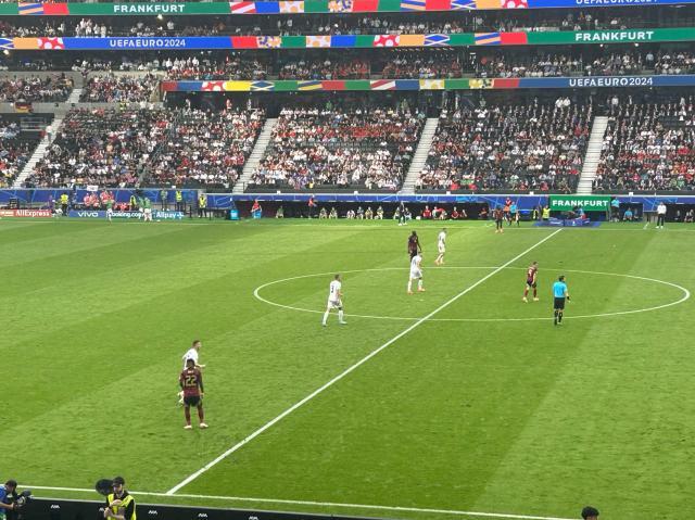 开云体育官网-【现场手记】斯洛伐克爆冷球迷狂欢 比利时仍有斗志