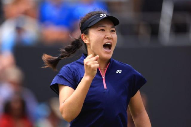 开云体育app-张奔斗：朱琳首入草地四强，发球接发球成关键