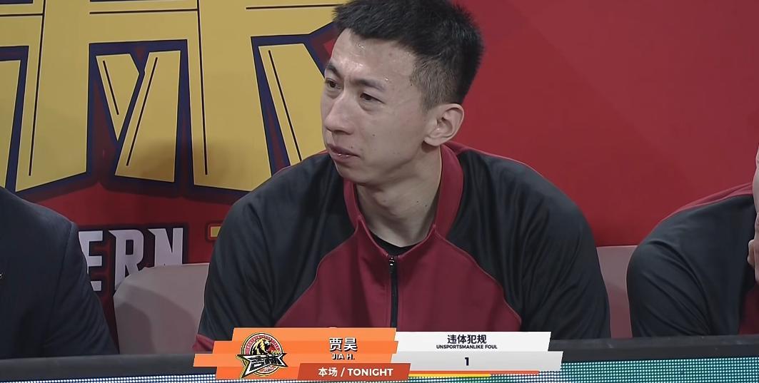 开云体育官网-21分胜吉林！奎因打爽了徐杰复活了，有2件事却让杜锋高兴不起来