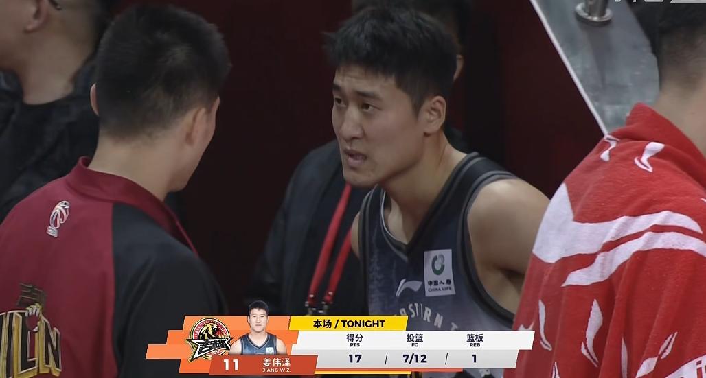 开云体育官网-21分胜吉林！奎因打爽了徐杰复活了，有2件事却让杜锋高兴不起来