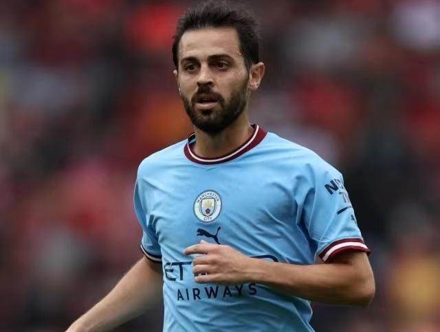 开云体育app-【早报】举债买曼联，60亿卖出？格雷泽家族杠杆的神！