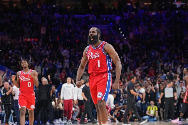 开云体育官网-末节16分浇灭热火！哈登终于在费城打开MVP模式