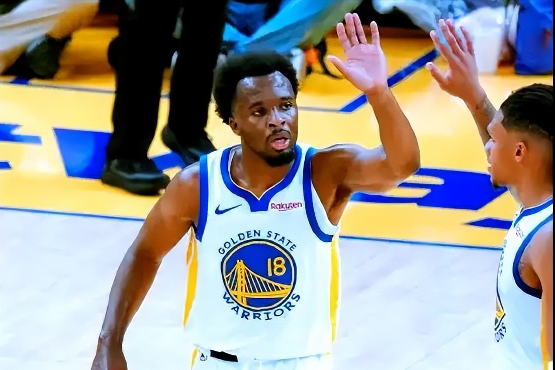 开云体育app在线下载-17+18!勇士输球仍有收获,替补小钢炮爆惊喜,3特质扮演乱战高手