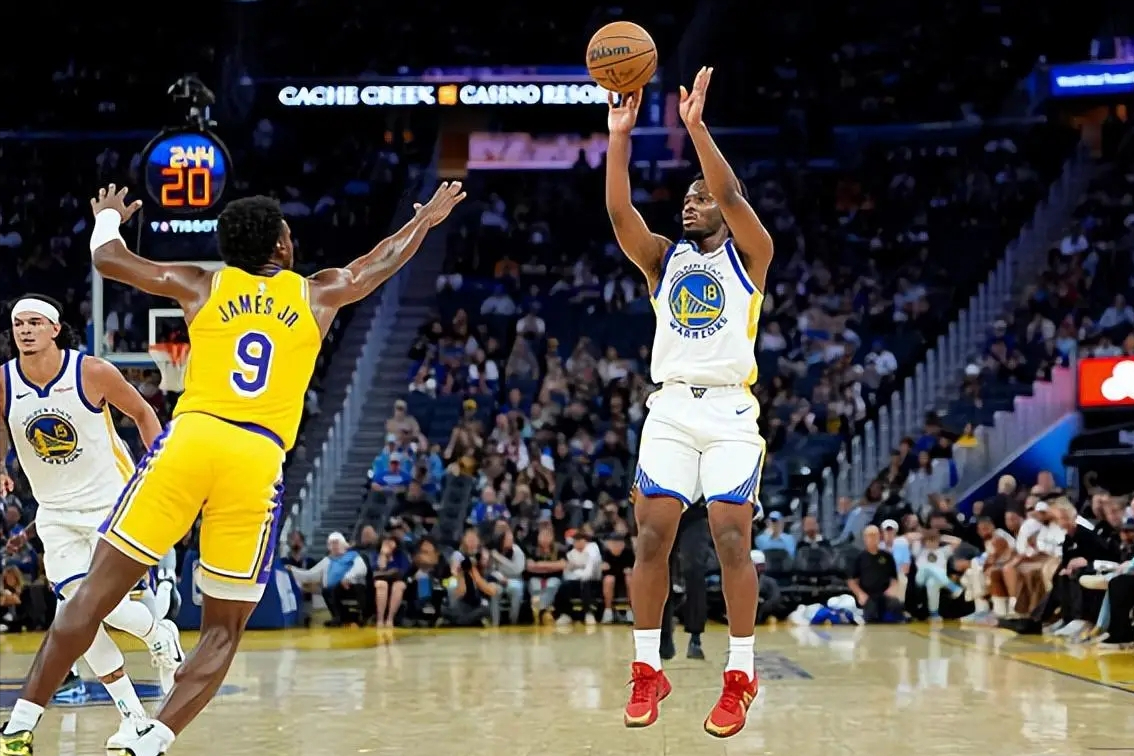 开云体育app在线下载-17+18!勇士输球仍有收获,替补小钢炮爆惊喜,3特质扮演乱战高手